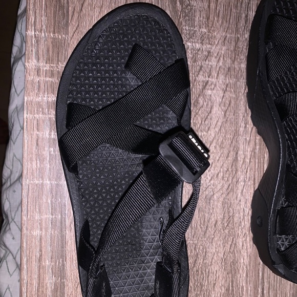 Vintage Men’s Black Teva Sandals with toe loop - Picture 3 of 11